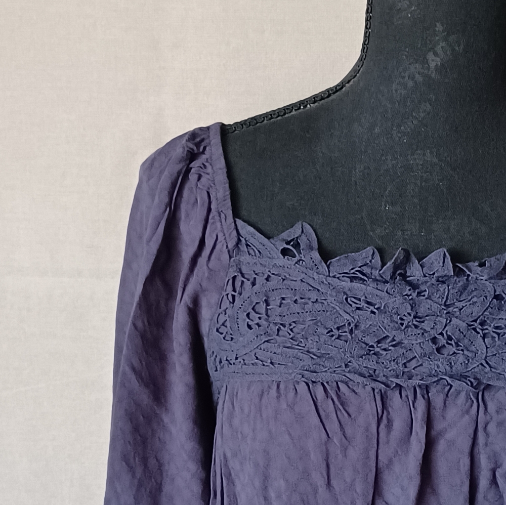 Eyeshadow Peasant Top - Picture 3 of 6